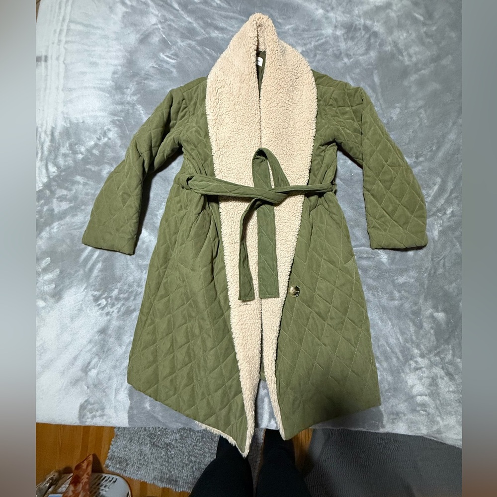 Heartloom coat, XS Olive and cream. - Picture 6 of 13